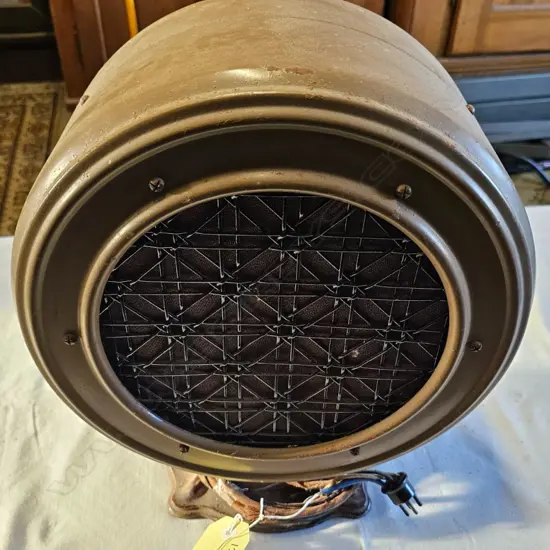 Atwater Kent F-4-A Speaker         Year 1929